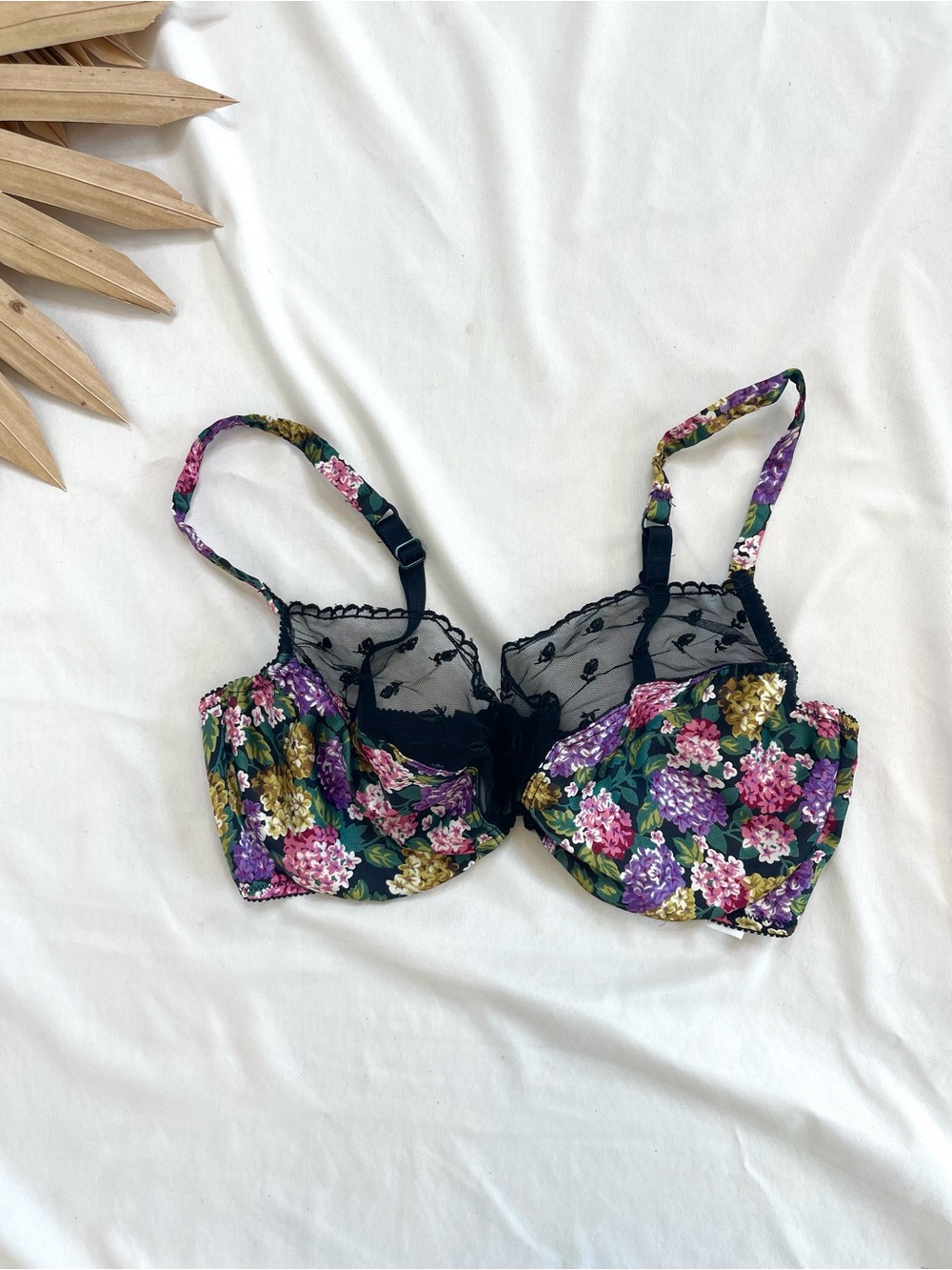 Valentino Lace Black Midnight Floral Pink Purple Vintage Satin Bra Size 36D
